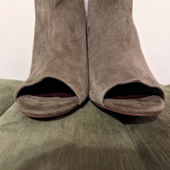 BCBGeneration Cassia Peep Toe Olive Suede Booties - Picture 4 of 10